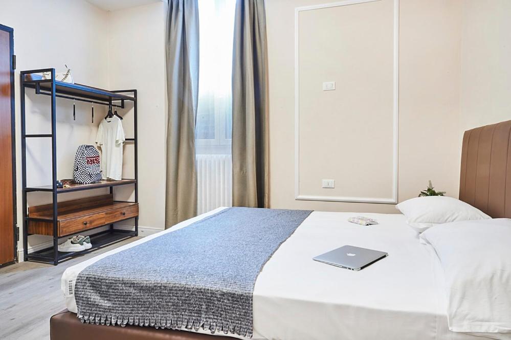 Cattaleya Rooms Florens Exteriör bild